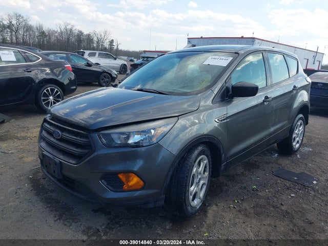 Ford ESCAPE S 2018 1FMCU0F72JUB80089 Image 2