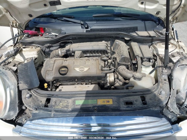 2010 MINI COOPER WMWMF3C55ATZ66110 Photo 9