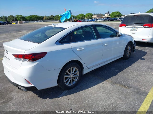 Hyundai SONATA SE 2019 5NPE24AF2KH761936 Image 4