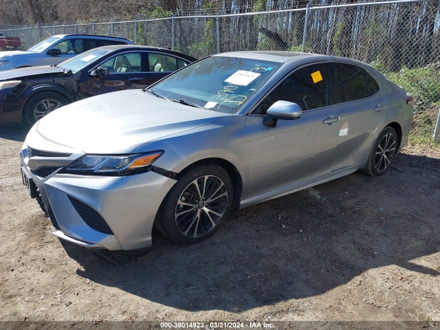 Toyota CAMRY SE 2020 4T1G11AKXLU310716 Image 2