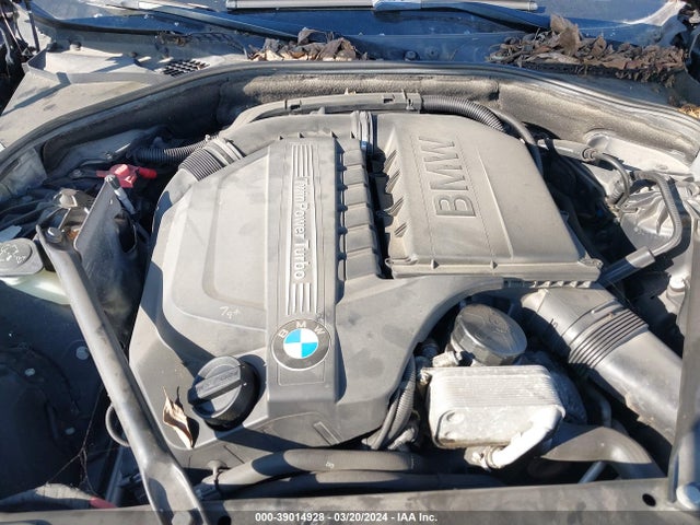 BMW 535i Xdrive 2014 WBA5B3C51ED530497 Image 10