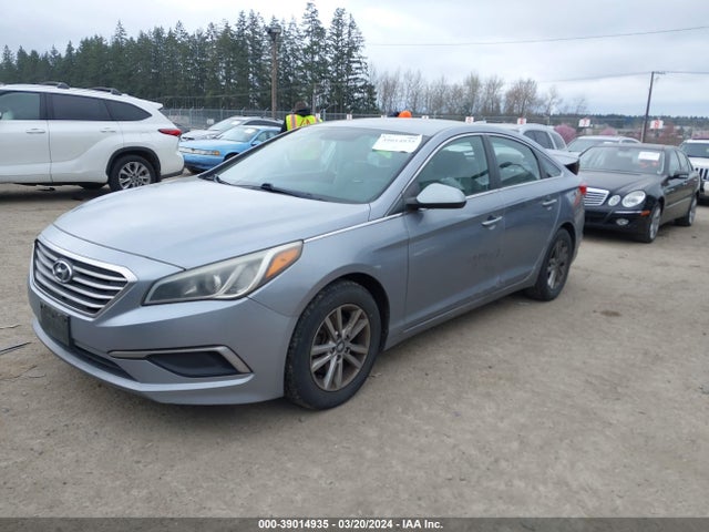 Hyundai SONATA SE 2016 5NPE24AF5GH345628 Image 2