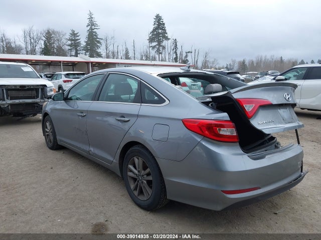 Hyundai SONATA SE 2016 5NPE24AF5GH345628 Image 3