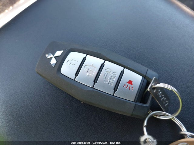JA4J3UA81NZ009472 Mitsubishi Outlander Black Edition 2wd/se 2.5 2wd/se Launch Edition 2wd
