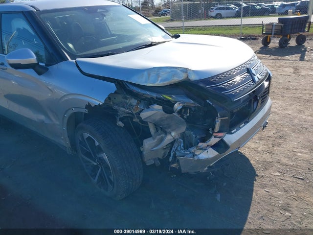 JA4J3UA81NZ009472 Mitsubishi Outlander Black Edition 2wd/se 2.5 2wd/se Launch Edition 2wd