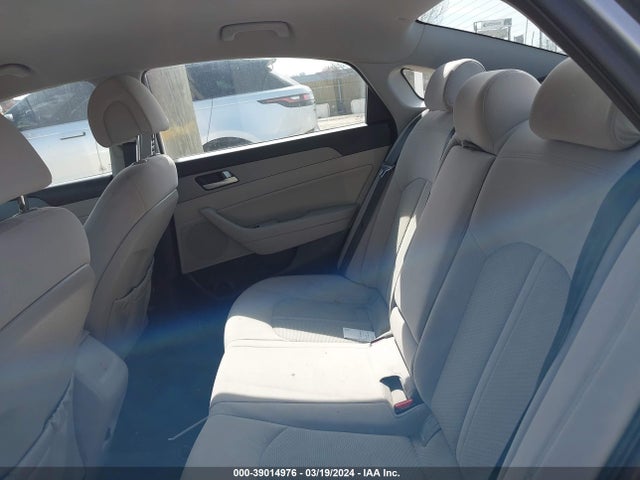 Hyundai SONATA ECO 2016 5NPE24AA7GH426201 Image 8
