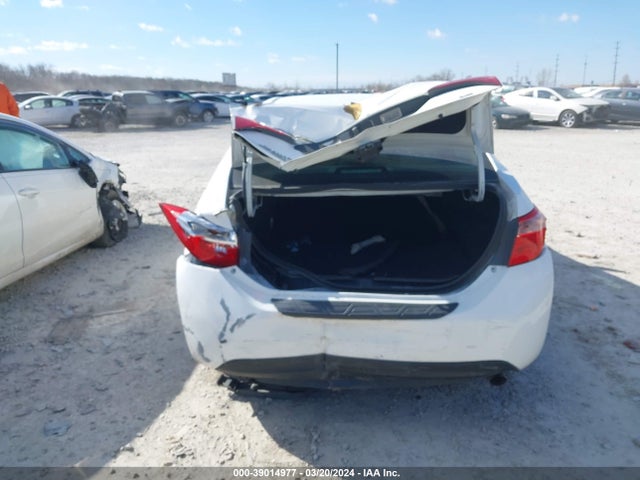 Toyota COROLLA LE 2017 2T1BURHE7HC869696 Image 16