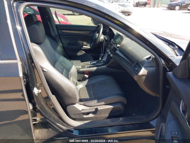 1HGCV1F36KA072437 Honda Accord Sport