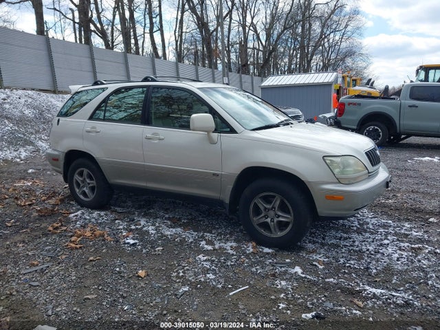 39015050 :رقم المزاد ، JTJHF10U020284630 vin ، 2002 Lexus Rx 300 مزاد بيع
