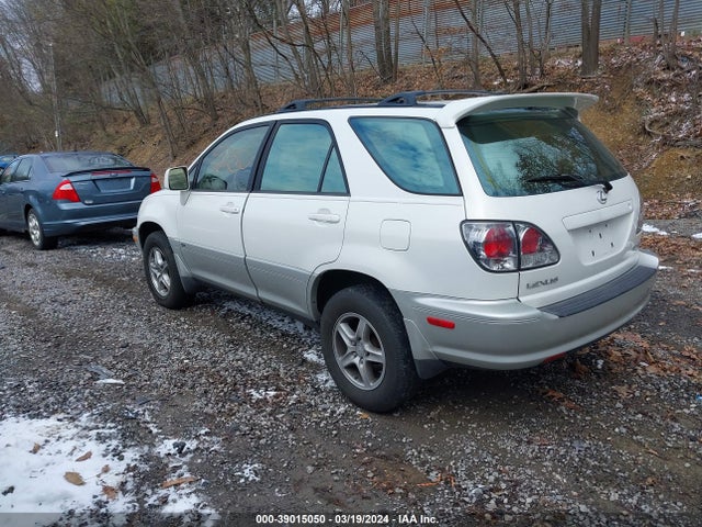 39015050 :رقم المزاد ، JTJHF10U020284630 vin ، 2002 Lexus Rx 300 مزاد بيع
