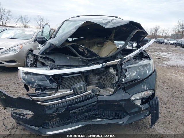 Honda Pilot Elite 2016 5FNYF6H00GB033827 Image 13