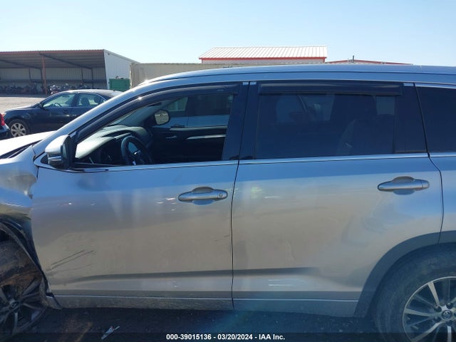 Toyota Highlander Xle 2018 5TDKZRFH2JS286383 Image 14