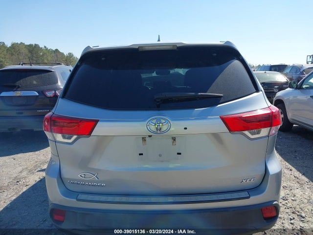 Toyota Highlander Xle 2018 5TDKZRFH2JS286383 Image 16
