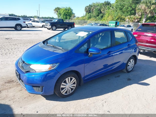 Honda FIT LX 2017 JHMGK5H53HS011904 Image 2