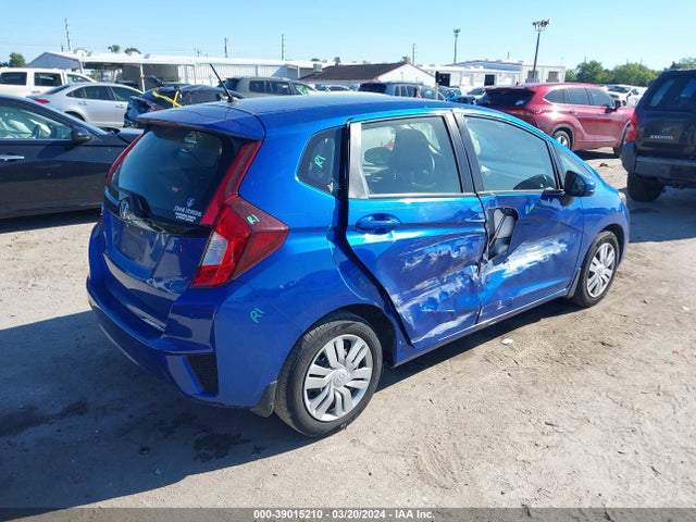 Honda FIT LX 2017 JHMGK5H53HS011904 Image 4