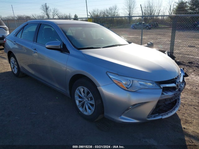 Toyota CAMRY LE 2015 4T4BF1FK6FR446758 Image 1