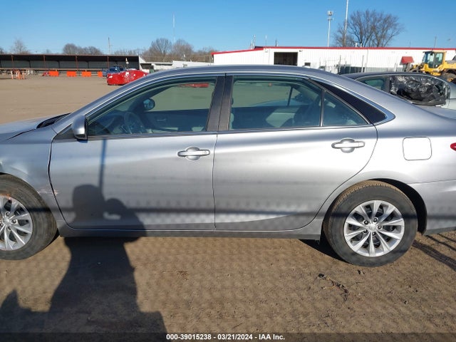 Toyota CAMRY LE 2015 4T4BF1FK6FR446758 Image 15