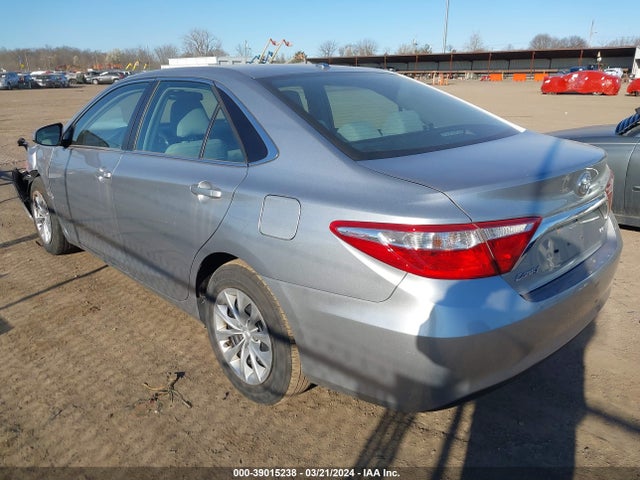 Toyota CAMRY LE 2015 4T4BF1FK6FR446758 Image 3