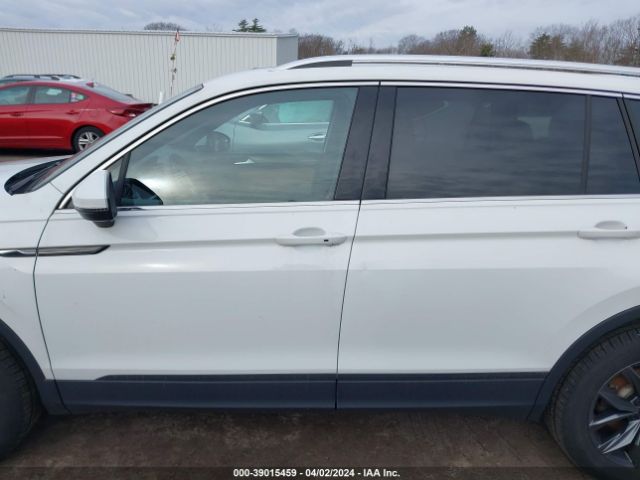 3VV2B7AX9NM079648 Volkswagen Tiguan 2.0t Se