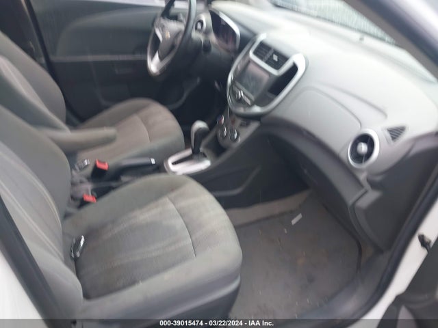 Chevrolet Sonic Lt Auto 2017 1G1JD5SH4H4114864 Image 5