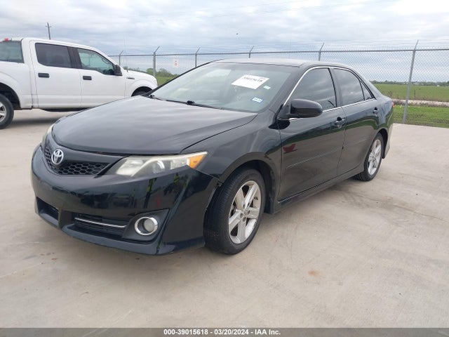 Toyota CAMRY SE 2014 4T1BF1FK0EU464343 Image 2