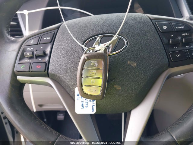 Hyundai Tucson Value 2017 KM8J33A2XHU577552 Image 11