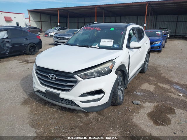 Hyundai Tucson Value 2017 KM8J33A2XHU577552 Image 2