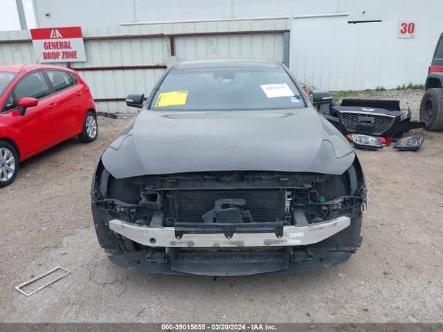 Genesis G80 3.8 2019 KMTFN4JE4KU313269 Image 13
