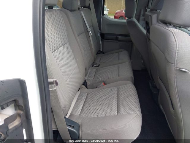1FTFX1E51JKC81215 Ford F-150 Xlt