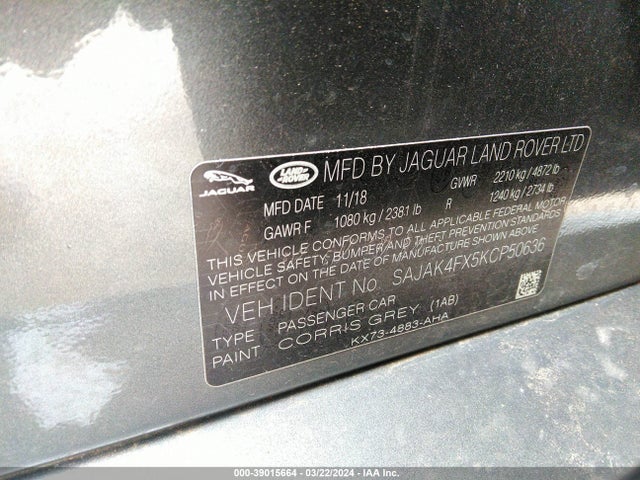 2019 JAGUAR XE SAJAK4FX5KCP50636 Photo 8