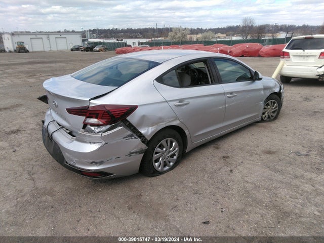 Hyundai ELANTRA SE 2019 KMHD74LF8KU850454 Image 4