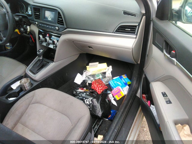 Hyundai ELANTRA SE 2019 KMHD74LF8KU850454 Image 5