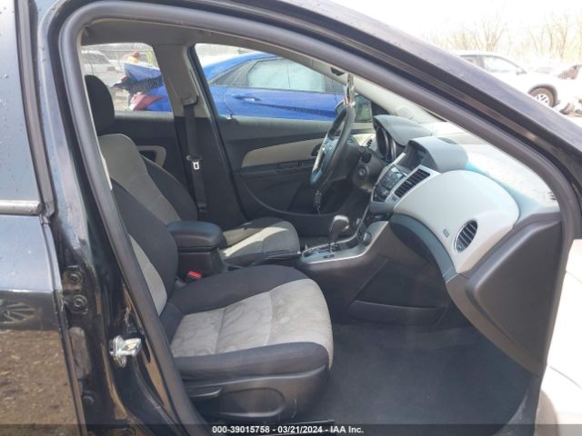 1G1PA5SH0F7242274 Chevrolet Cruze Ls Auto