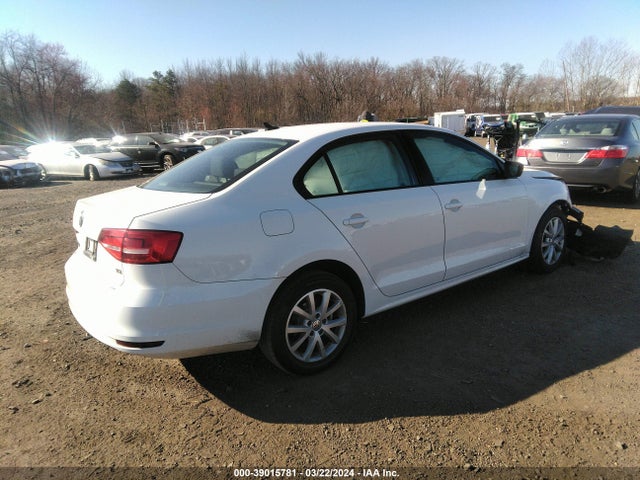 3VWD17AJ1FM417578 Volkswagen Jetta 1.8t Se