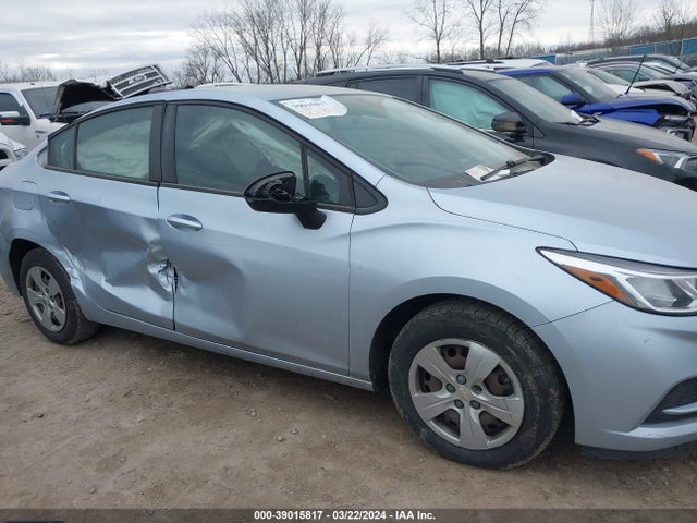 Chevrolet Cruze Ls Auto 2017 1G1BC5SMXH7128075 Image 13