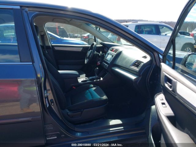 4S3BNAA67G3018264 Subaru Legacy 2.5i