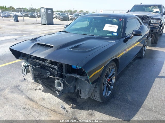 Dodge Challenger Srt8 2014 2C3CDYCJ3EH134061 Image 2