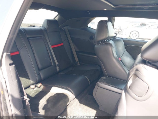 Dodge Challenger Srt8 2014 2C3CDYCJ3EH134061 Image 8