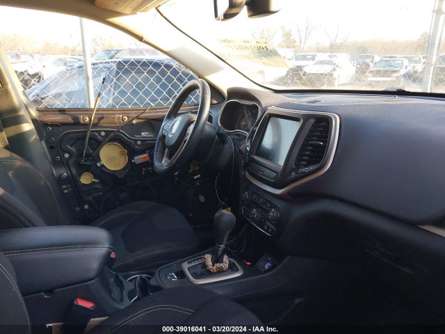 Jeep Cherokee Latitude 2015 1C4PJLCB4FW530939 Image 5