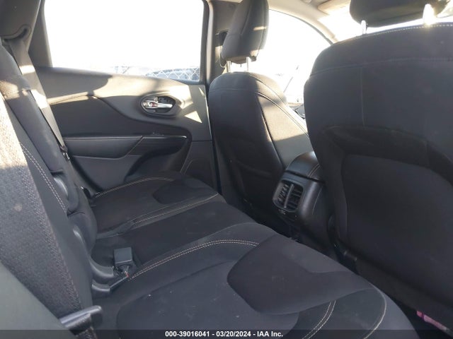 Jeep Cherokee Latitude 2015 1C4PJLCB4FW530939 Image 8