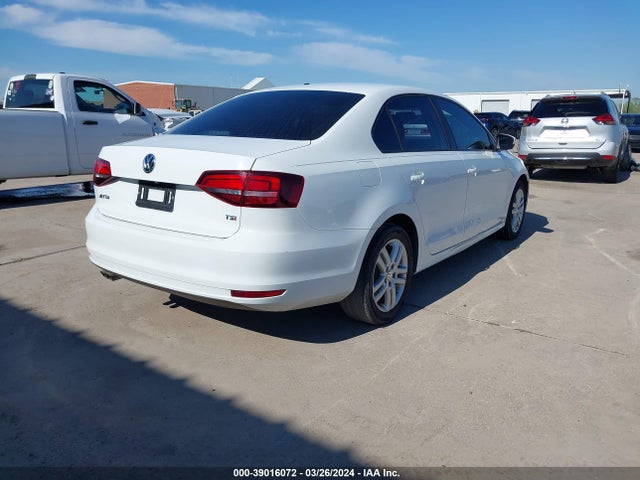 3VW2B7AJ6JM228597 Volkswagen Jetta 1.4t S