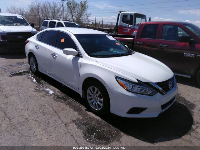 Nissan Altima 2.5 S 2017 1N4AL3AP8HC275401 головне зображення