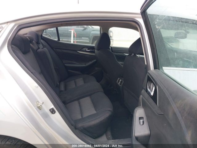 1N4AA6AP0HC379209 Nissan Maxima 3.5 Platinum/3.5 S/3.5 Sl/3.5 Sr/3.5 Sv