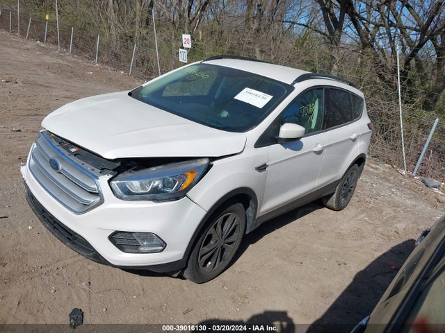 Ford ESCAPE SEL 2018 1FMCU0HD5JUB70627 Image 2