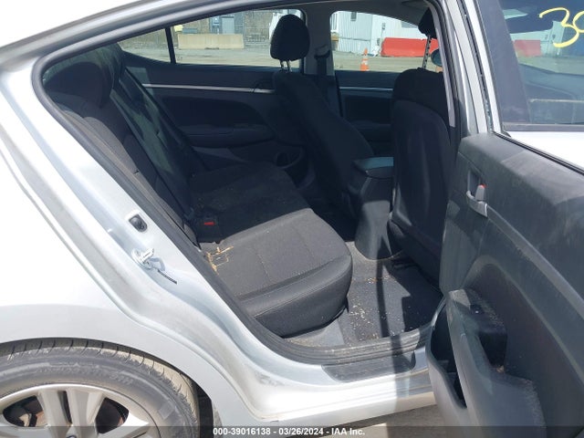 Hyundai ELANTRA SEL 2019 5NPD84LF6KH412317 Image 8