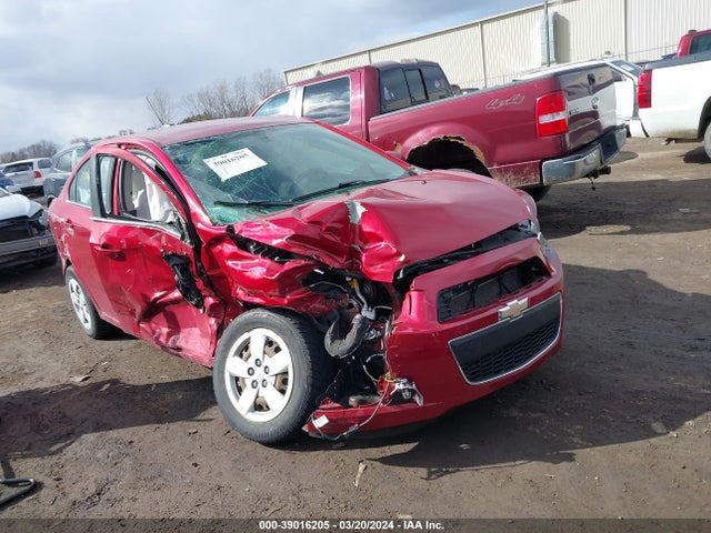 Chevrolet Sonic Lt Auto 2016 1G1JC5SH9G4169067 главное изображение