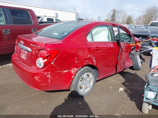 Chevrolet Sonic Lt Auto 2016 1G1JC5SH9G4169067 Image 4