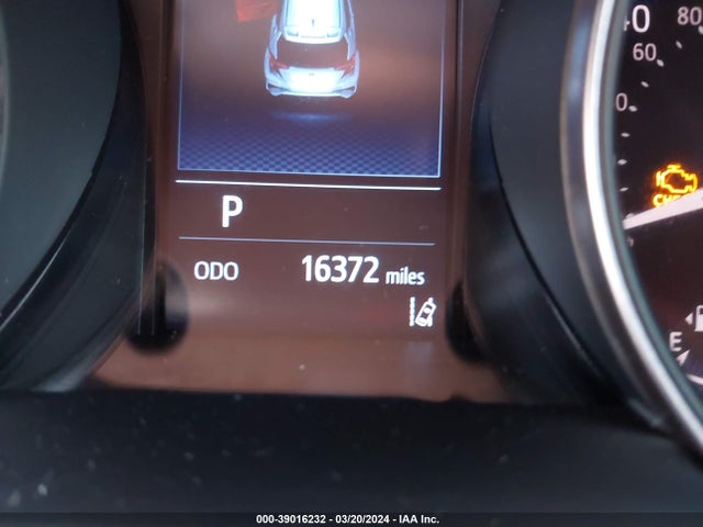 Toyota C-HR XLE 2020 NMTKHMBX3LR116554 Image 16