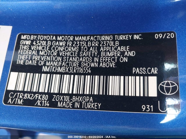 Toyota C-HR XLE 2020 NMTKHMBX3LR116554 Image 9