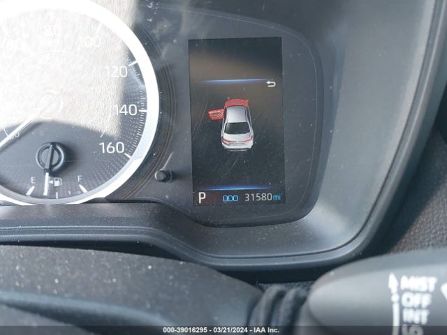 5YFEPMAE3NP272476 Toyota COROLLA LE